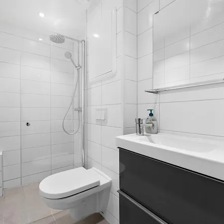 5min To Bryggen - Renovated - Budget Friendly דירה *